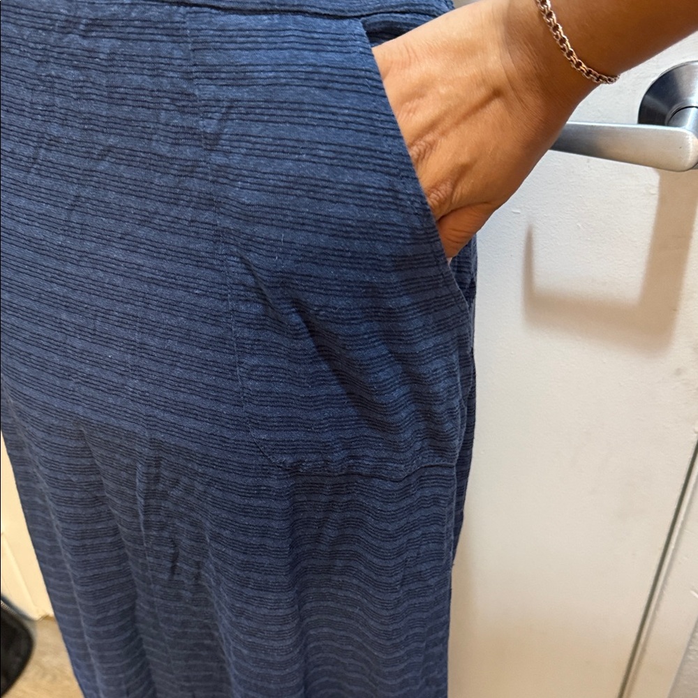 Prana Deep Blue Short Sleeve, long sleeve Tee & skirt bundle - Picture 8 of 12